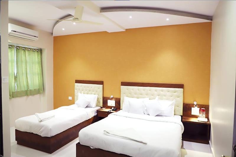 Hotel Golden Hayyath Inn Bombaj Exteriér fotografie
